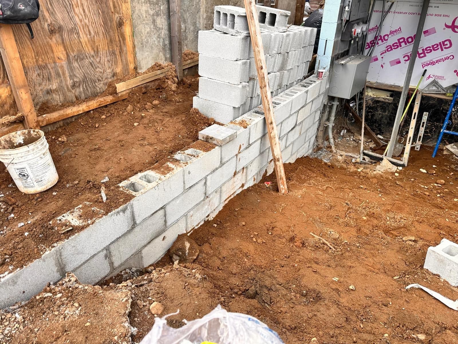 Concrete block walls going up
